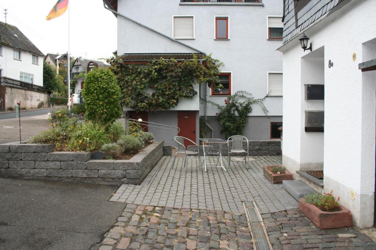 Romantische Ferienwohnung Rheingold 50 Qm Fuer 2 Bis 4 P Bacharach Luaran gambar